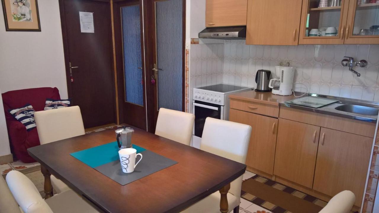 מאלינסקה Apartments Trupec מראה חיצוני תמונה