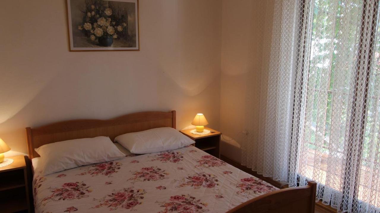 מאלינסקה Apartments Trupec מראה חיצוני תמונה