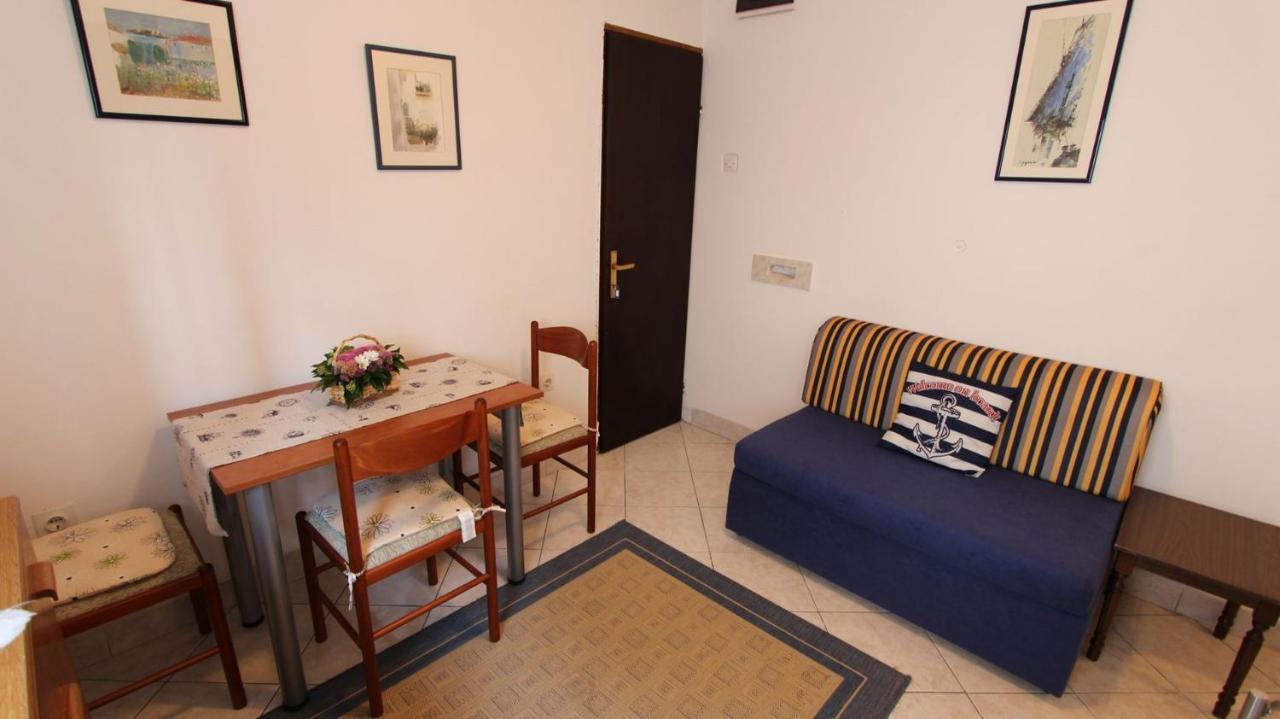 מאלינסקה Apartments Trupec מראה חיצוני תמונה